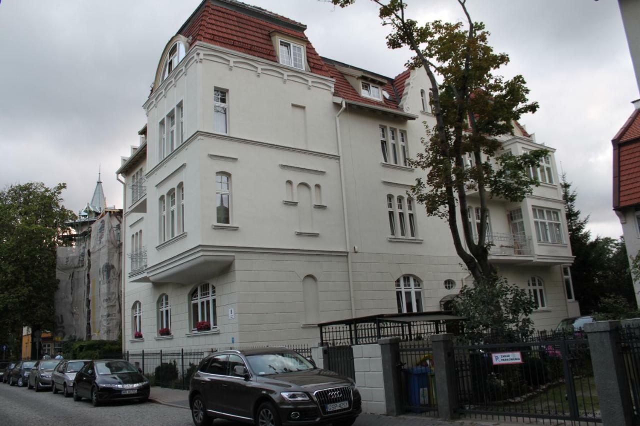 Top Location Zoppot Exterior foto